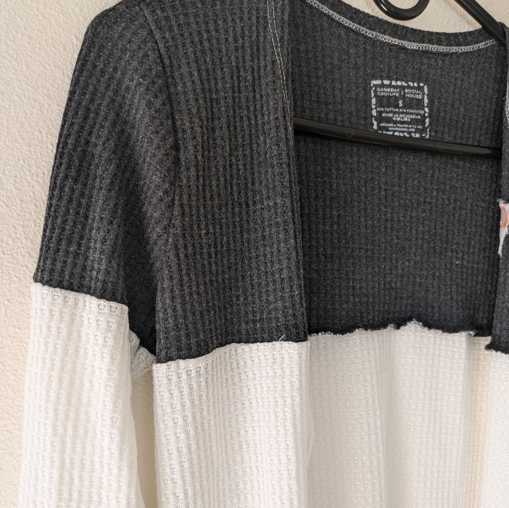 University of Tennessee Black/Gray/White Striped Cardigan sz S Gameday Couture - Picture 4 of 8
